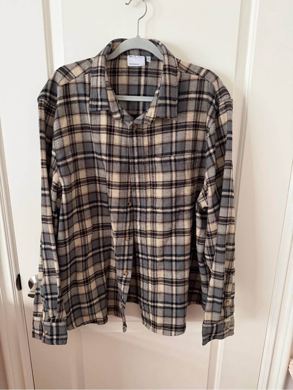 Plaid Button-Up Flannel Shirt in Cream and Gray ASOS Design 3XL